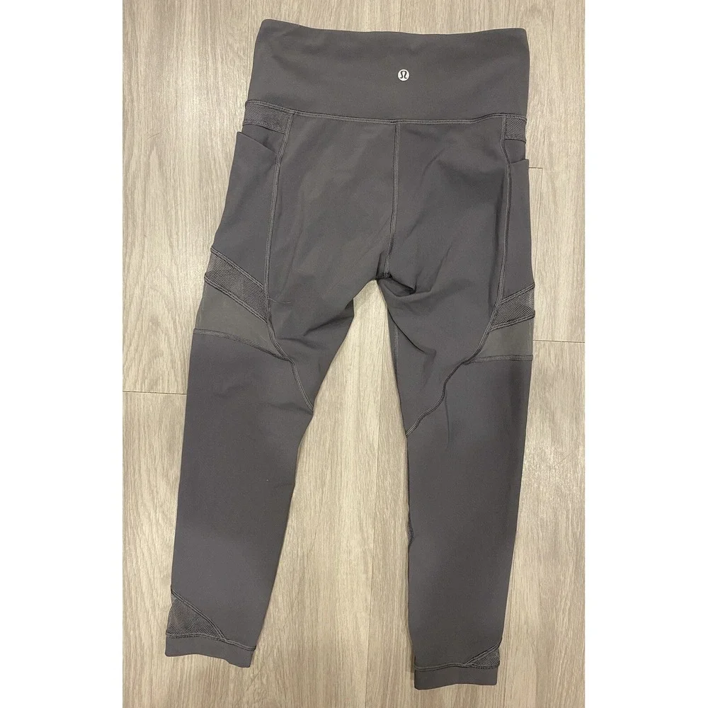 Women Gray Vented Lululemon 22.5